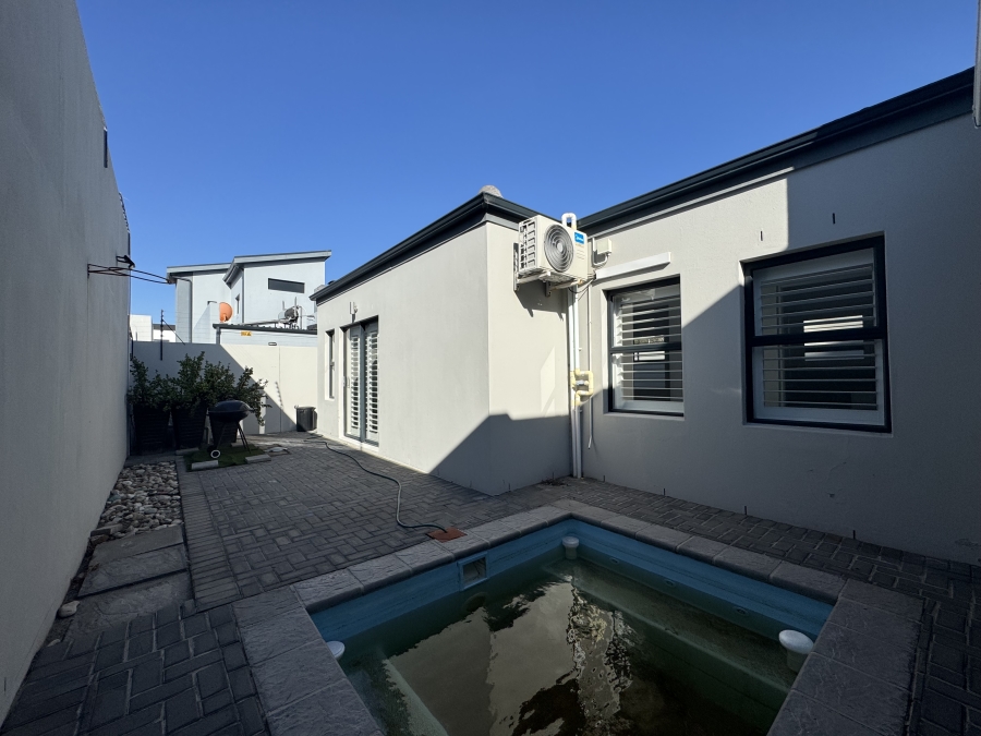 3 Bedroom Property for Sale in Sandown Western Cape